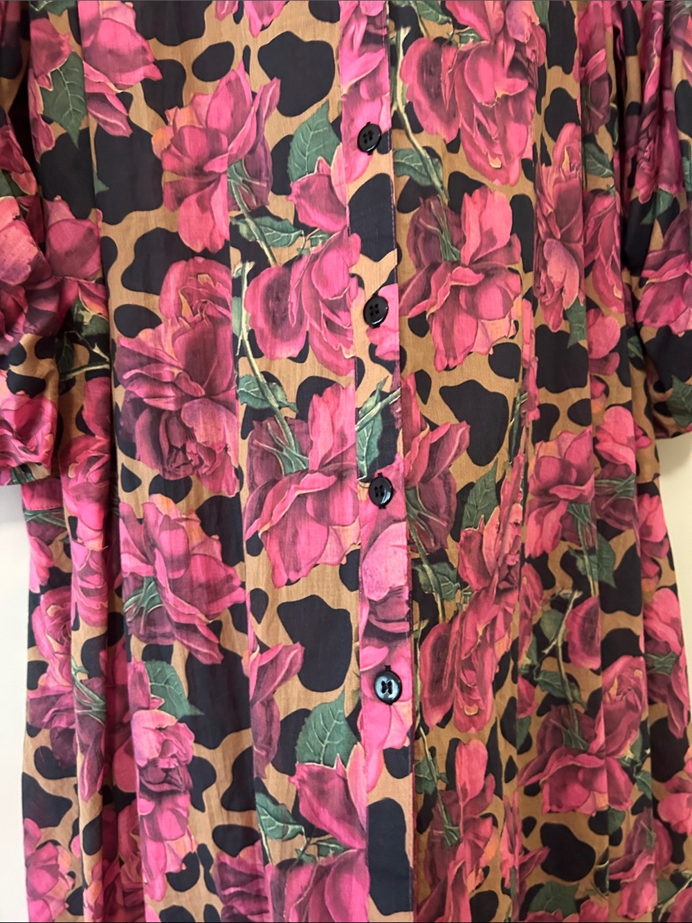 A Rare Bird Floral High-Low Button-Front Rose Leopard Duster in Pink - Picture 7 of 16